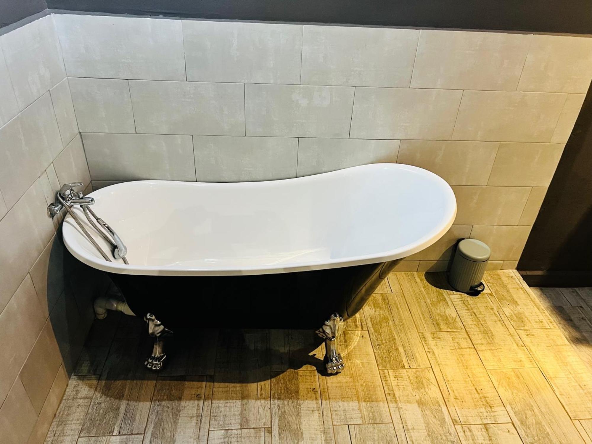 The Shed Venue & Boutique Hotel Лилонгве Экстерьер фото